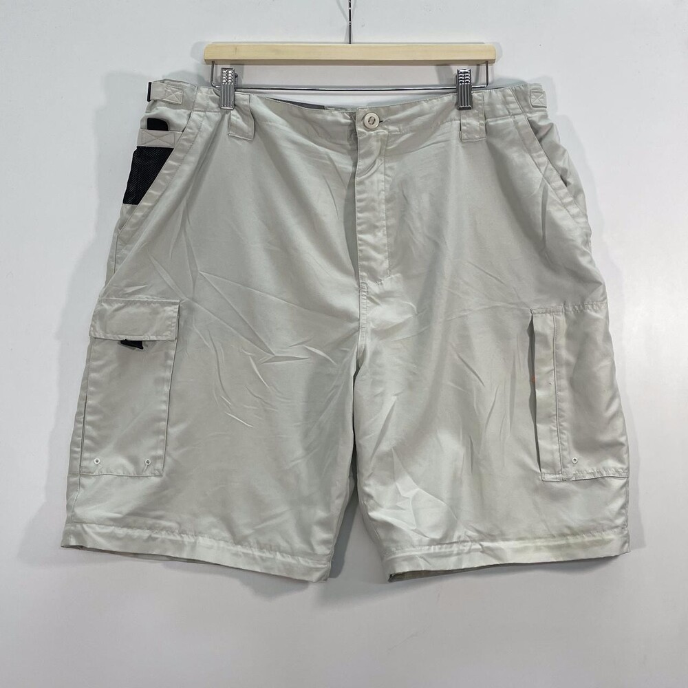 725 Originals Cargo Shorts Measurements C 64 D